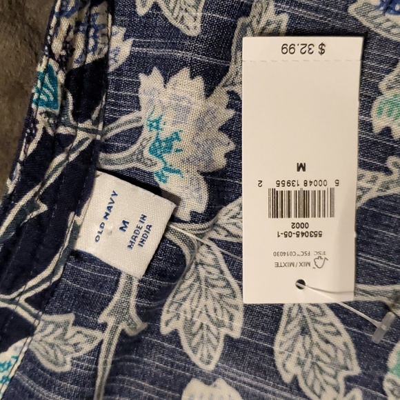 NWT Old Navy floral blouse - Picture 7 of 8